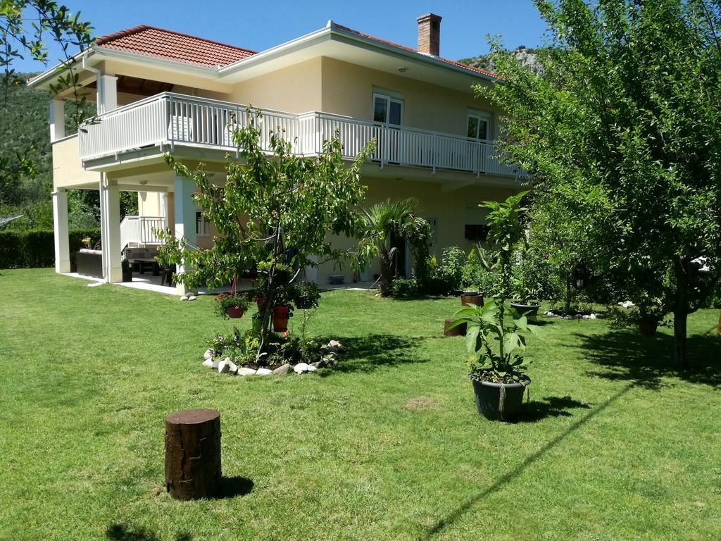 Riverside Guesthouse Pocitelj Exterior photo